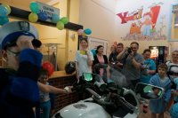 Policjanci z wizytą w szpitalu