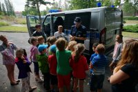 Policjanci spotkali się z półkolonistami