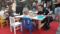 Spotkanie policjantów z młodzieżą i dziećmi w ramach akcji „Wróć bezpiecznie do szkoły”