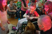 Policjanci spotkali się z małymi pacjentami