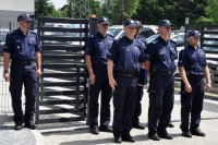 na zdjęciu policjanci biorący udział w uroczystości