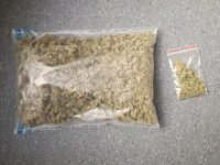 Zabezpieczona przez policjantów marihuana.