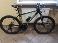 Ujawniony przez policjantów rower marki Kross pochodzący z kradzieży.