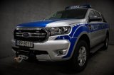 Oznakowany radiowóz policyjny Ford Ranger