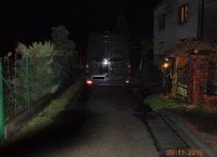 Pojazd bus marki Mercedes Sprinter, który uczestniczył w wypadku drogowym.