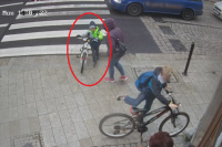 Wizerunek małoletniego rowerzysty, który potrącił pieszą.