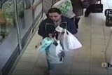Wizerunek kobiety poszukiwanej przez policję.