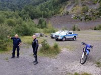 Policjanci podczas działań pn. Bezpieczny Las w Beskidach