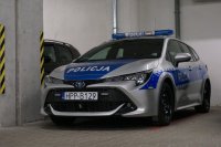 Radiowóz policyjny oznakowany marki Toyota Corolla