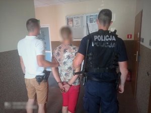 Zatrzymany 24-latek podejrzewany o kradzież paliwa i niezatrzymanie się do policyjnej kontroli drogowej.