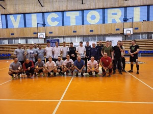 Zwycięskie drużyny turnieju o Puchar Komendanta Miejskiego Policji w Bielsku-Białej